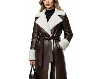 Cappotto lungo da donna in pelle di agnello marrone fatto a mano con pelliccia di montone, regalo per lei