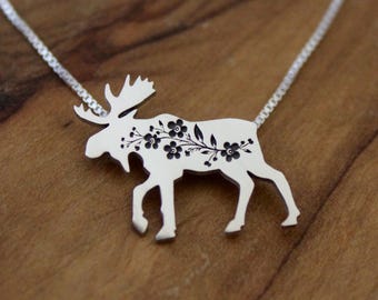 Moose necklace: Sterling silver Forget-me-not Moose pendant