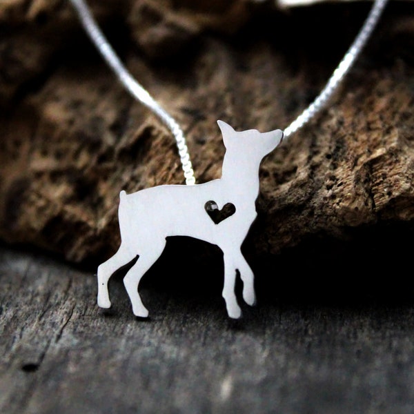 Winziger Zwergpinscher Halskette, Sterling Silber handgeschnittener Anhänger und Herz, Hunderasse Schmuck