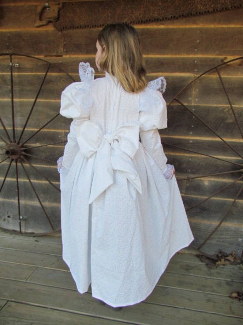 White Helen Keller Costume Historical Character Old Fashioned 1800s Dress The Miracle Worker Child Size