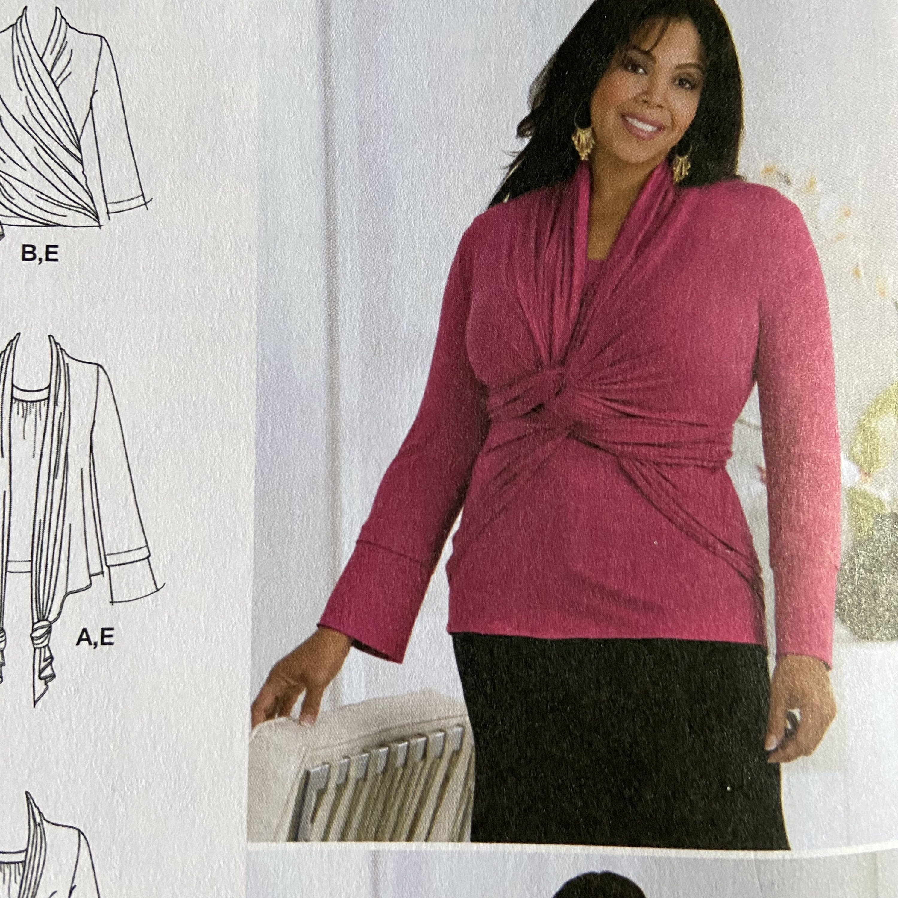 定番のお歳暮＆冬ギフト Simplicity 26W-32W GG Size Pattern Sewing Ali Khaliah 2598 裁縫材料