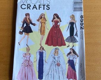 McCalls crafts 8552 fashion doll sewing pattern. 11 1/2" barbie outfits, wedding/bridal dress/evening wear/ball gowns/strapless  stole UNCUT