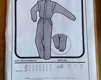 Green Pepper 141 Womens Black Butte Jumpsuit Hip 31-42 sizes 6-18  Includes 22" zipper skisuit/skiing/pockets fabric UNCUT sewing pattern