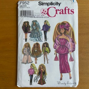 Simplicity 7952 Barbie sewing pattern Wendy Everett designs 11 1/2 doll formal/wedding/bridal/evening wardrobe/outfits Shrugs/gloves/purse image 8