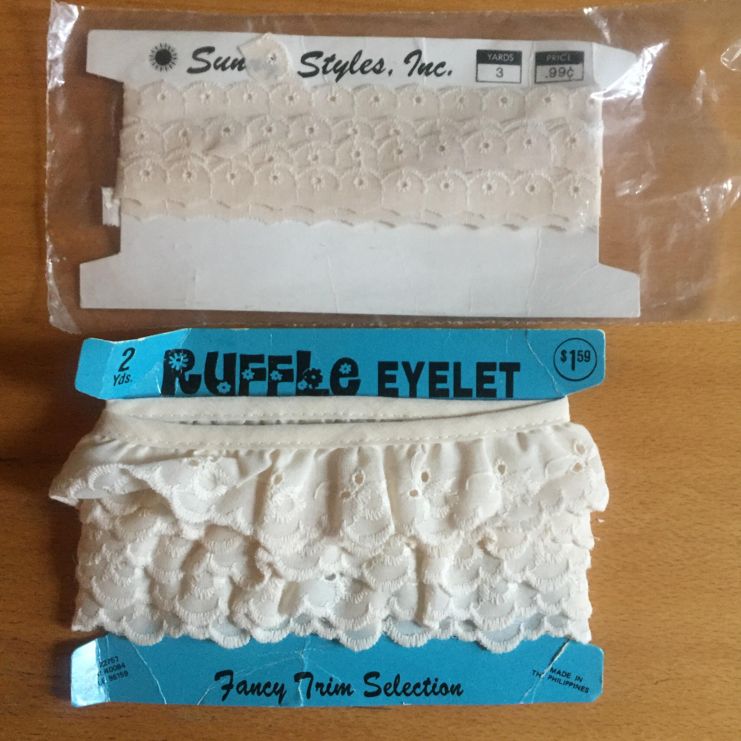 EDGING 5 YDS BY 3//8 INCHES WIDE WHITE LACE TRIM