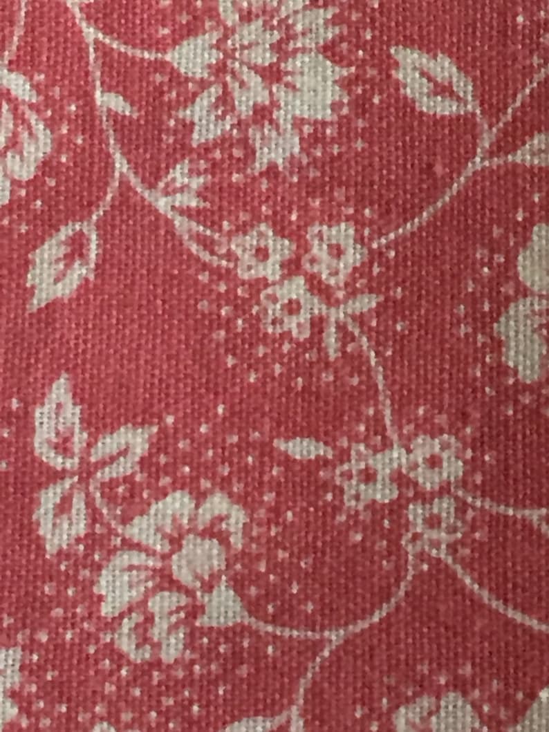 36/" W Vintage Cotton Calico Per 1//2 Yd Tiny Blue Gold Flowers on Carmine Red