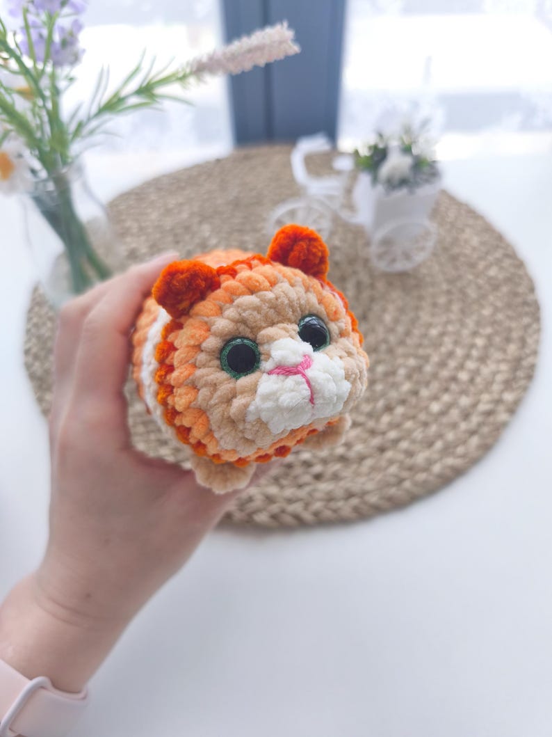 Gehäkelte Katze – KnuddelMiez – kleine Anti-Stress Katze – Handgemachtes Kuscheltier – Amigurumi Cat Plush – Geschenk für Katzenliebhaber afbeelding 8