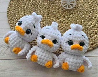 Gehäkelte Glücksente | Kawaii Duck Plushie handmade | Cute Duckling Ente Geschenk | Mini Entchen aus Plüsch | Crochet Duck Toy