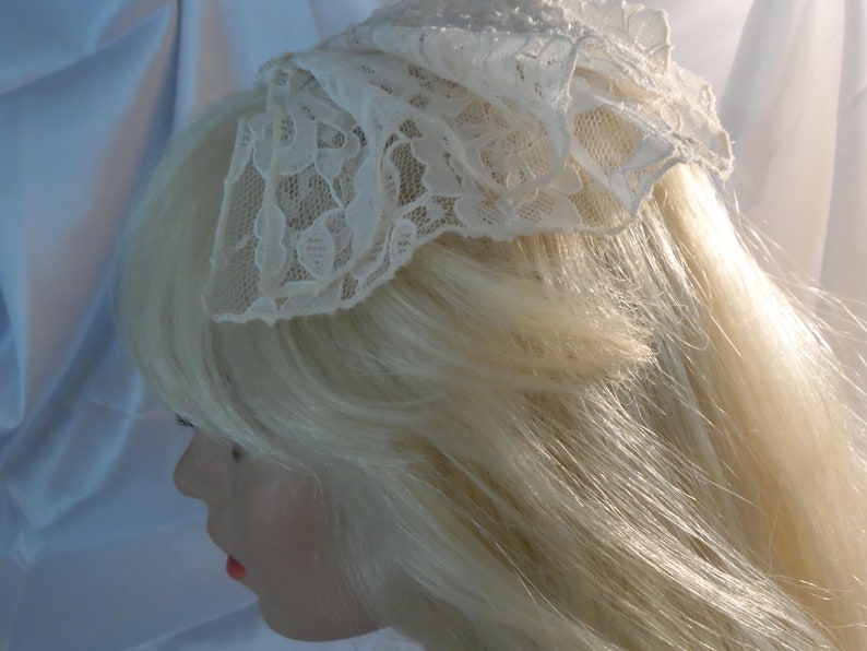 Mini Veil Chapel Veil Religious Headcovering,Ivory Women and Girls Vintage Lace,