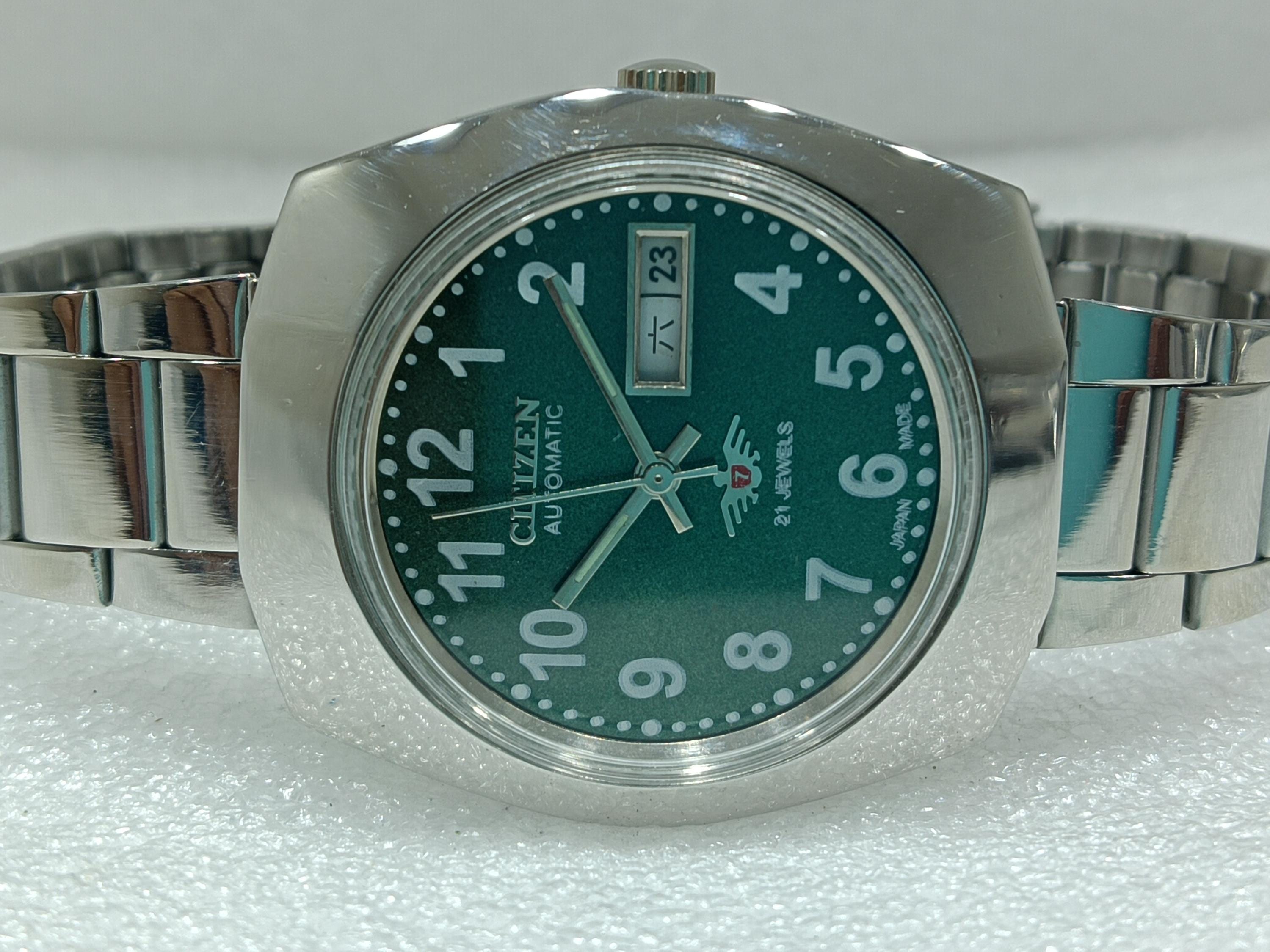 Vintage Citizen Automatic Watch: Green Dial, Day-date, Caliber