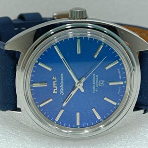Vintage HMT Kohinoor Blue Dial Hand-Winding Watch: 17 Jewels, Para Shock