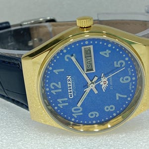 Vintage Citizen Automatic Caliber 8200 Blue Dial Day Date Japan Made Men&#39;s Wrist Watch