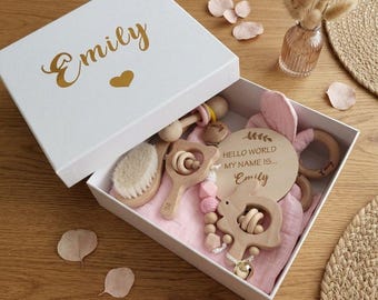 Personalized Baby Gift Box, Natural Wooden Rattles & Pacifier Clip Set, Newborn Keepsake with Custom Name Engraving, Ideal Baby Shower Gift