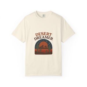 Desert Dreamer Retro T-shirt, Vintage Cactus Sunset Tee, Boho Desert Graphic Shirt, 70s Western Style Shirt, Nature Lover Gift