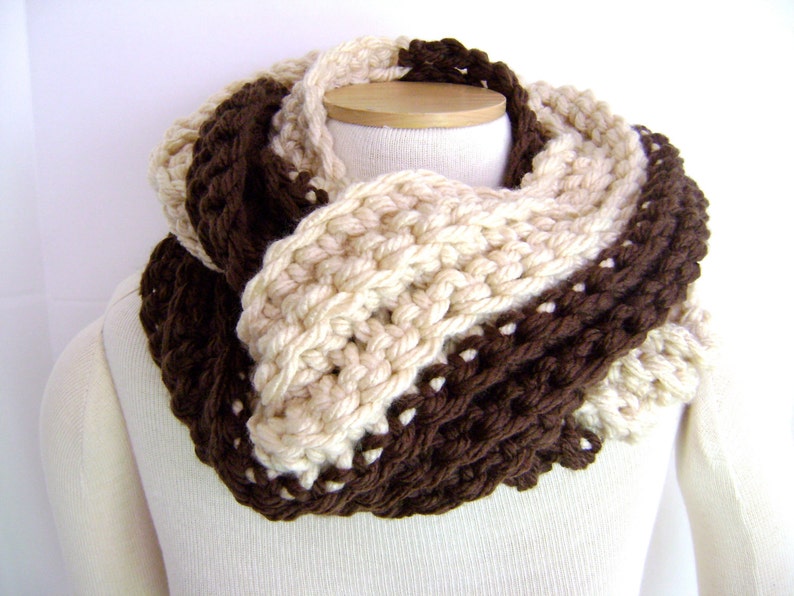 Crochet PATTERN for Chunky Twist Scarf Cowl Great for the Beginner image 4