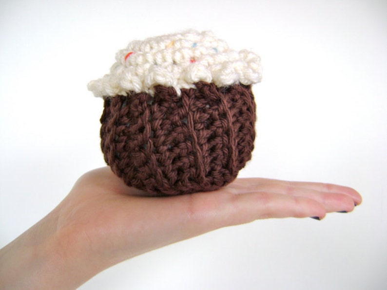 Crochet Pattern for Cupcake Toy or Pincushion INSTANT DOWNLOAD image 3