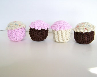 Crochet Pattern for Cupcake Toy or Pincushion INSTANT DOWNLOAD