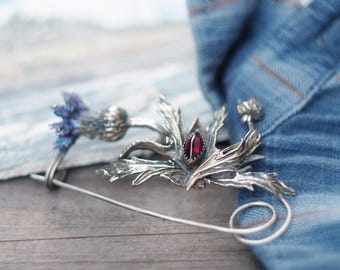 Schottische Distel Kiltnadel: Handgemachte Kilt Brosche mit Granat