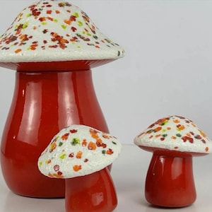 Boîte vintage en céramique MUSHROOM des années 1970 à glaçure mouchetée, ensemble sel et poivre.