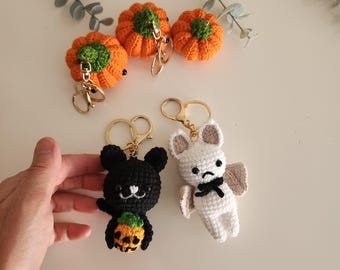 Crochet Halloween Keychain | Amigurumi Bat Cat Ghost Bag Charm | Cute Spooky Plush | Handmade Halloween Gift