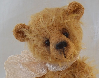 Harvey complete sewing kit for a miniature teddy bear