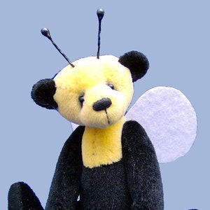 Bumble Bee Miniature Bear - eine komplette Bastelpackung