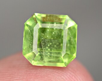 Natural Peridot Gemstone: 3.57ct Cushion Cut Green from Pakistan