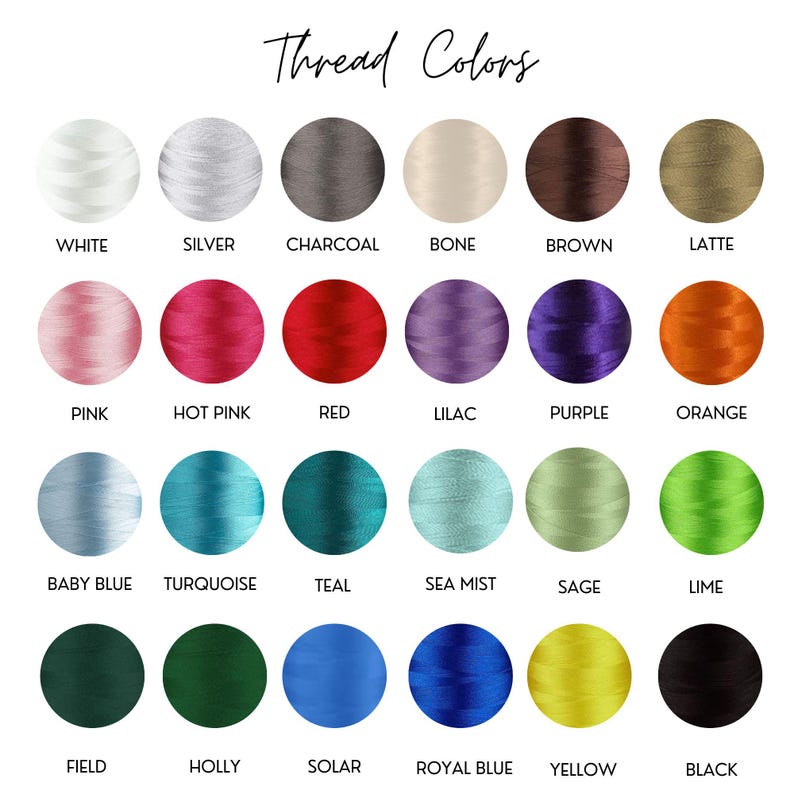 Puede incluir: Una carta de colores titulada Thread Colors que muestra veinticuatro muestras circulares de hilo de bordar en varios tonos, incluyendo blanco, plata, carb&oacute;n, hueso, marr&oacute;n, latte, rosa, rosa fuerte, rojo, lila, morado, naranja, azul beb&eacute;, turquesa, cerceta, bruma marina, salvia, lima, campo, acebo, solar, azul real, amarillo y negro.