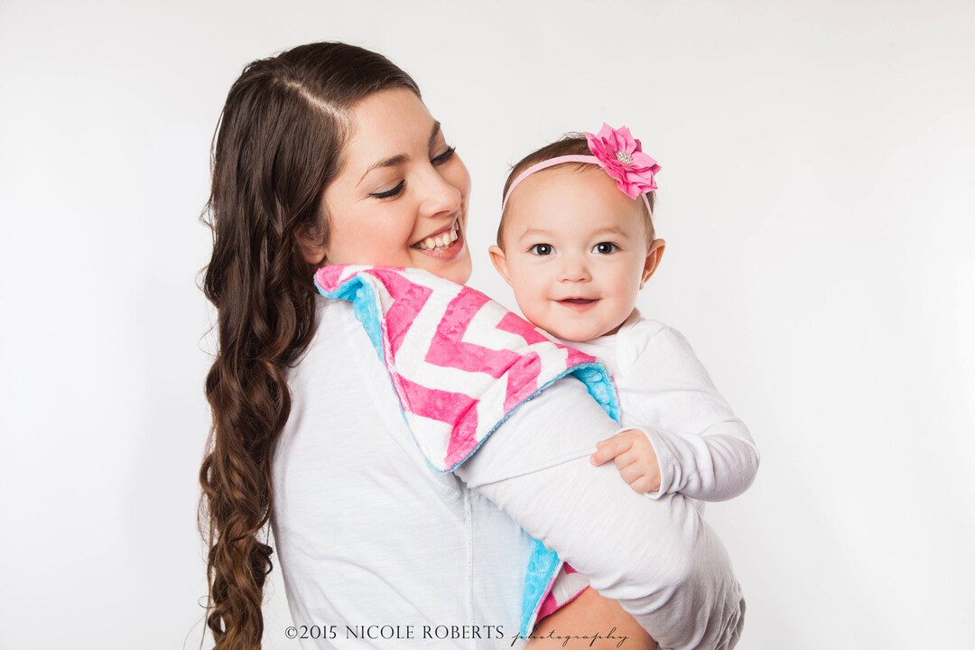 Burp Cloths Hot Pink Chevron en turquesa Minky Burp Cloth, Drool Bib