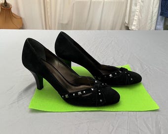 Vintage Antonio Melani Pumps: Black Suede With Metal Studs, Size 8 Medium