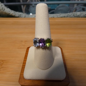 Vintage Three Stone Sterling Silver Ring, Light Blue Topaz, Amethyst, Peridot, Size 8 1/4