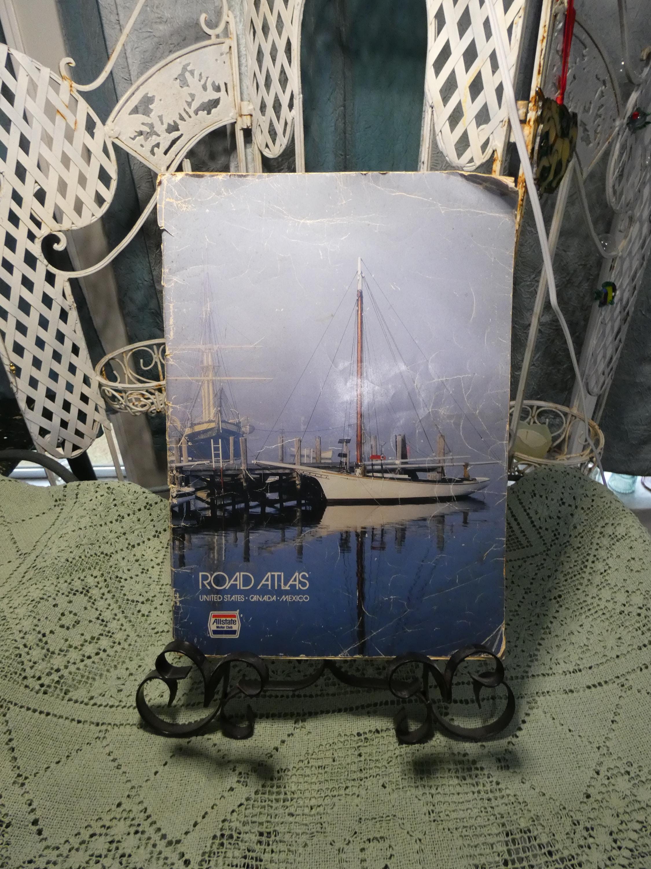 The New International Atlas ハードカバー 地図 The New International Atlas ハードカバー 地図 The New