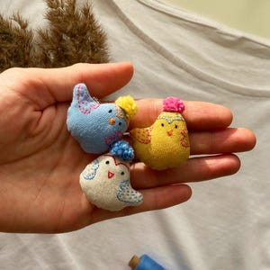 Patron de couture PDF Oiseau de Paradis – Broche en tissu, porte-clés, mini-peluche pompon – Tutoriel