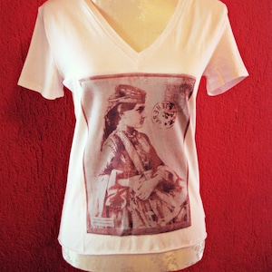 Maglietta stampata con Lumi Inkodye, maglietta etnica, foto antica, stampa luce solare, Lumi Inkodye - Donna dell'AZERBAIJAN Sconto 10%
