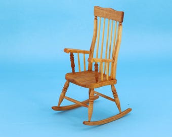 Chaise à Bascule En Bois Miniature Pour Maison De Poupée