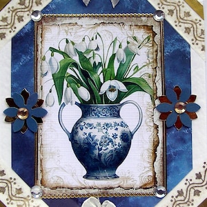 Perce-neige dans un vase bleu, carte de voeux de découpage fabriquée à la main, carte multicouche vierge (2844), carte de rétablissement, carte d'anniversaire, sympathie, printemps