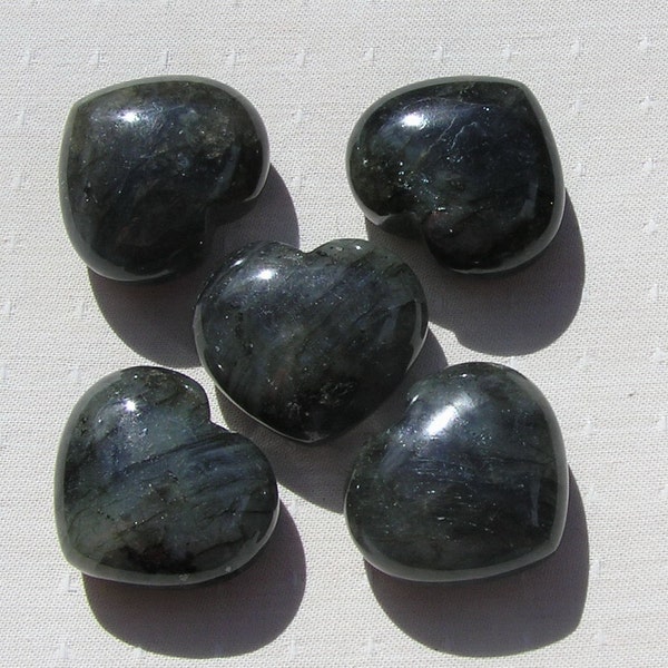 Labradorite Solid Crystal Puffy Gemstone Heart, 40mm (One Only), Chakra Heart, Stone heart, Worry Stone, Sagittarius, Meditation Stone