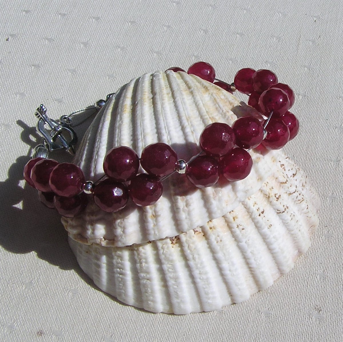 Cardinal bracelet hotsell