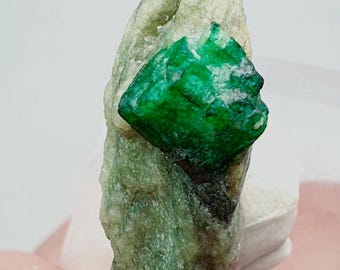 Esmeralda de 10,50 gramos sobre matriz, ejemplar transparente terminado, esmeraldas de cristal Swat, Pakistán