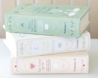 Vintage Style Book Shaped Storage Box: Literary Home Decor
