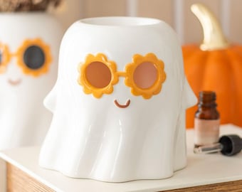 Groovy Ghost Ceramic Wax Melt Warmer & Essential Oil Burner