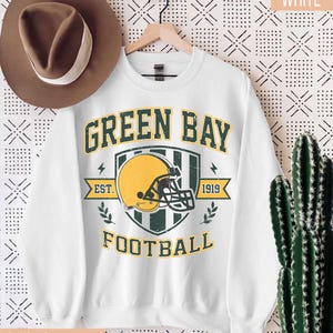 Vintage Green Bay Football Sweatshirt, Green Bay football shirt, Green Bay Football Fan Tee, Green Bay t-shirt, Game Day apparel