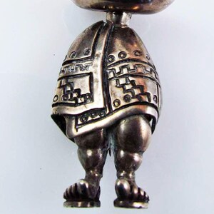 Vintage Sterling Mexico Hombre in Serape/Sombrero-broche