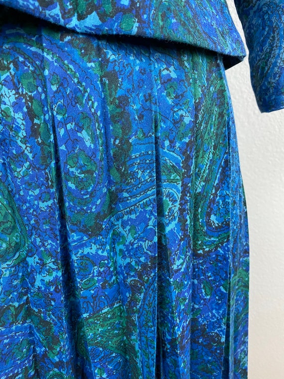 Vintage 60s Blue Paisley Two Piece Dress | Midi P… - image 10