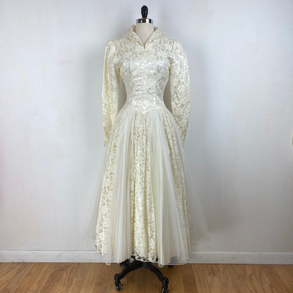 Vtg 50s Gaiety Gowns Ivory Satin Lace Beaded Wedd… - image 1