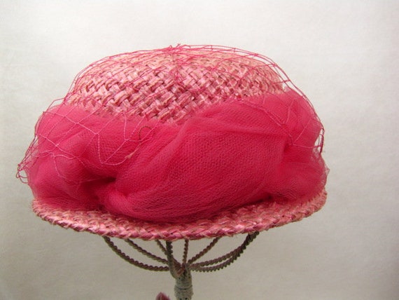 Vintage 50s Pink Straw Hat | Straw Hat with Netti… - image 3