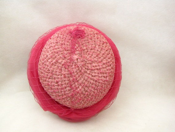 Vintage 50s Pink Straw Hat | Straw Hat with Netti… - image 8