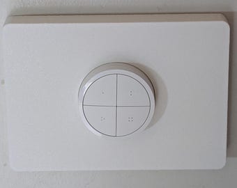 Cubierta para interruptor de luz Philips Hue Tap Dial: Triple Gang Decora