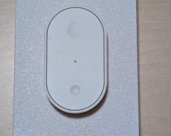 Placa/soporte de montaje para interruptor inteligente Ikea Bilresa: Cubierta estilo Decora para la integración con el hogar inteligente.