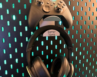 Gamer Gift: Personalized Gaming Controller and Headset Wall Mount